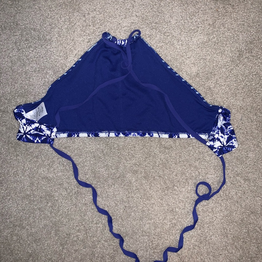 Blue Patterned High Neck Bikini Top - Picture 2 of 4